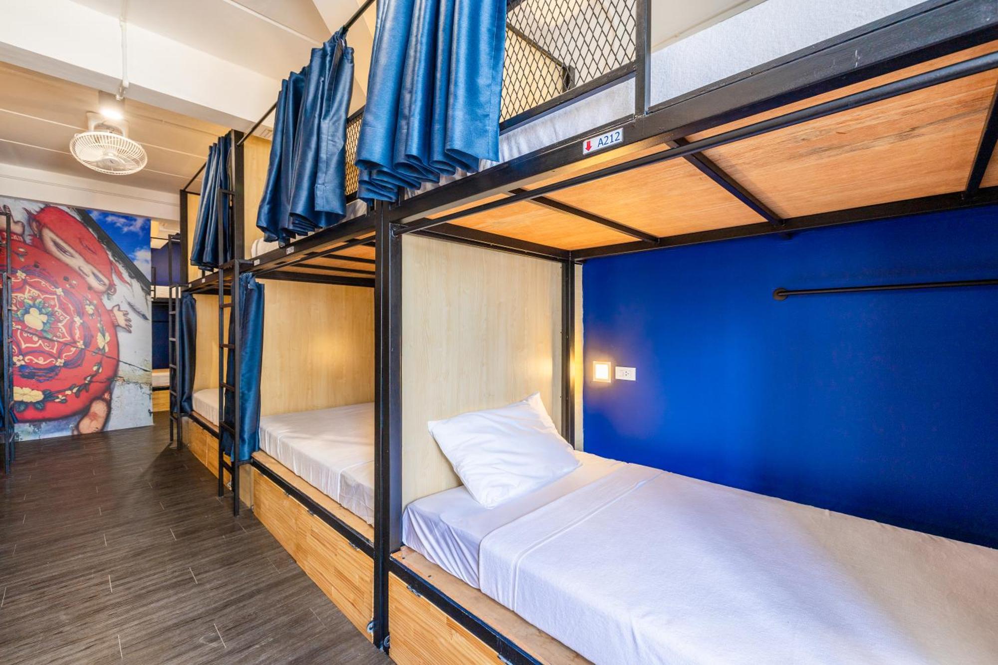 Marco Polo Phuket Poshtel & Bistro Hostel Room photo